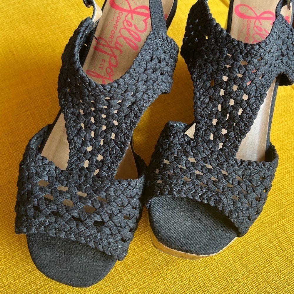 Jellypop Wedge Black Woven Sandals - Picture 9 of 9